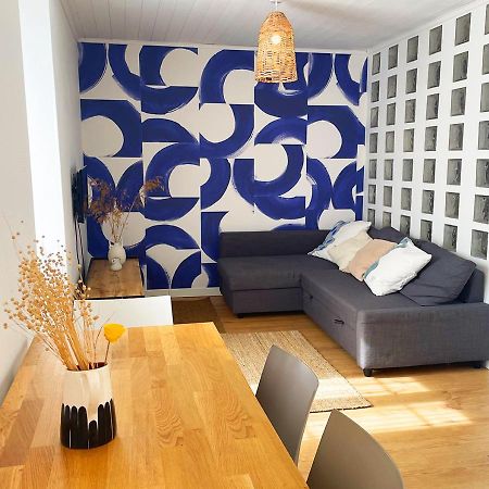Charmant Appartement Renove Au Coeur De كونكارنو المظهر الخارجي الصورة